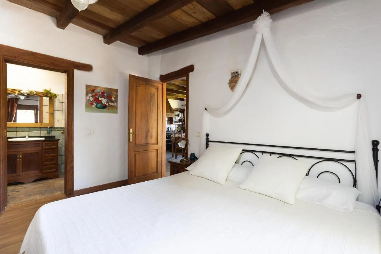 Home2Book Charming Nature Casa Aurora ロス・レアレホス スペイン